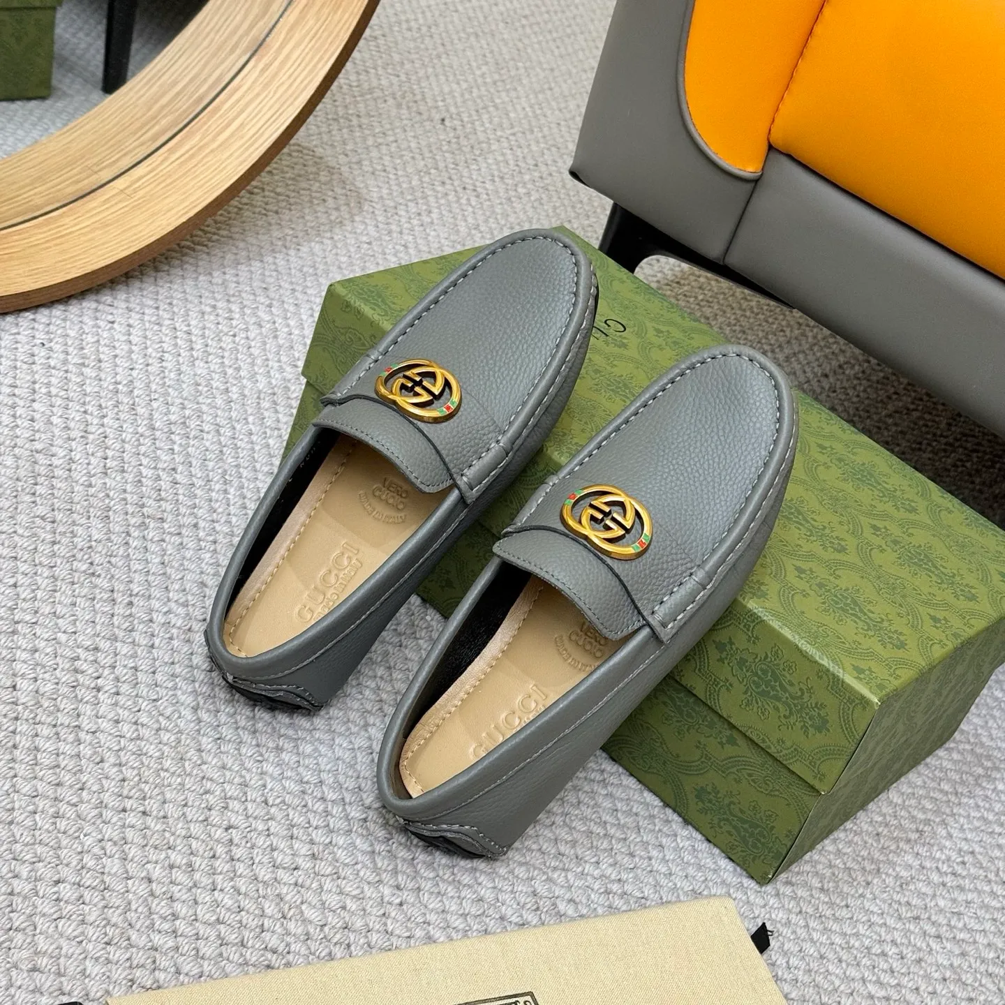 Men's shoes 💰420 (Yangli) Gucci* - the top version of Gucci classic beanie shoes! It is made of imported original cowhide and has a comfortable first layer of sheepskin lining! Original wear-resistant rubber outsole! High quality products! Size 38-46, with shoe dial, cloth bag, card
